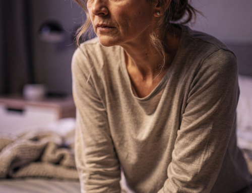WOW STUDIOS DÜSSELDORF · HAUTBEHANDLUNG PERIMENOPAUSE  Schlafmangel & Hautalterung in der Perimenopause: Welche Hautbehandlungen jetzt wirklich helfen